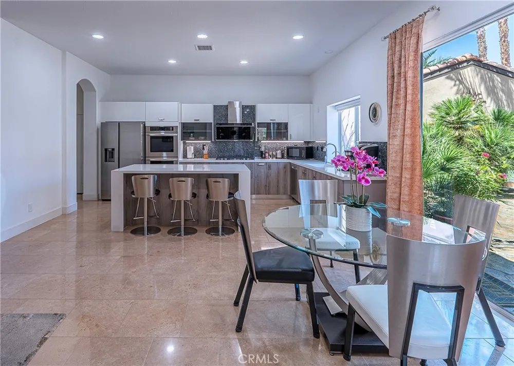 14 Calle Lantana Palm Desert, CA 92260