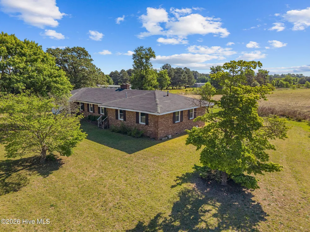 257 Plantation Drive Red Springs, NC 28377