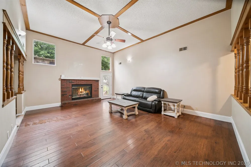 11950 S 266th EastAvenue Coweta, OK 74429