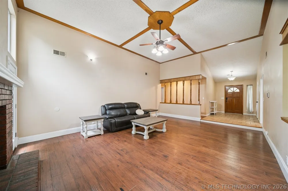 11950 S 266th EastAvenue Coweta, OK 74429