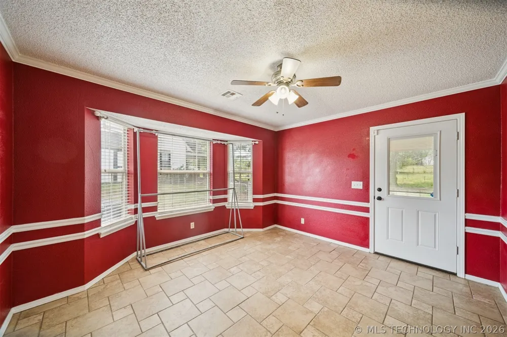 11950 S 266th EastAvenue Coweta, OK 74429