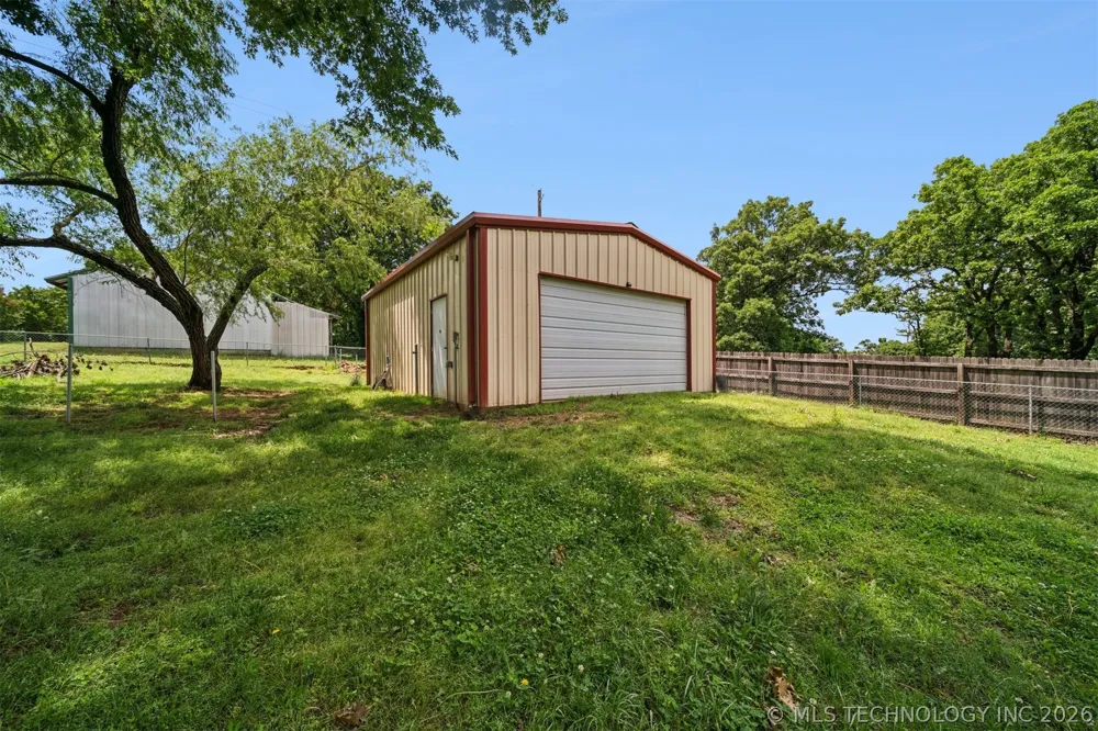 11950 S 266th EastAvenue Coweta, OK 74429