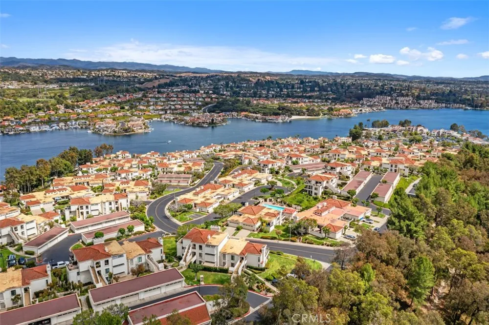 22392 Manacor #1 Mission Viejo, CA 92692