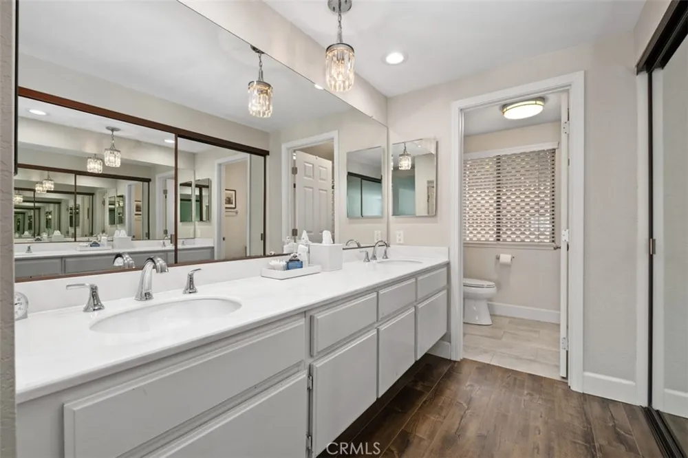 22392 Manacor #1 Mission Viejo, CA 92692