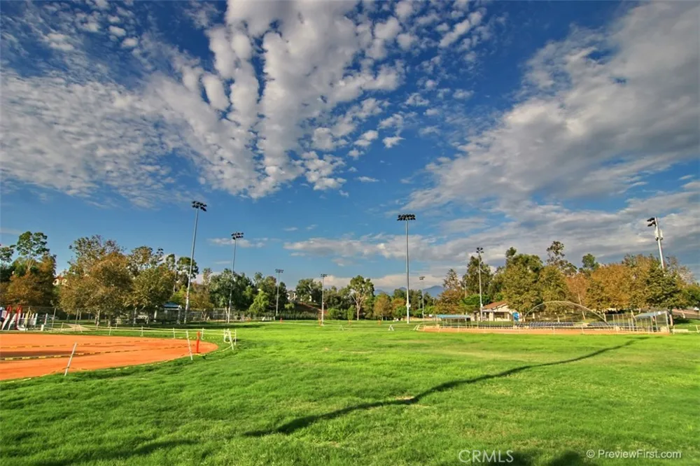 22392 Manacor #1 Mission Viejo, CA 92692