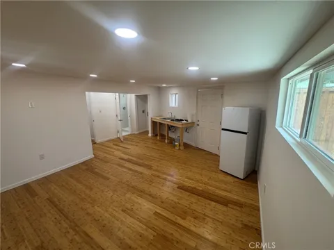 3615 N Mountain View