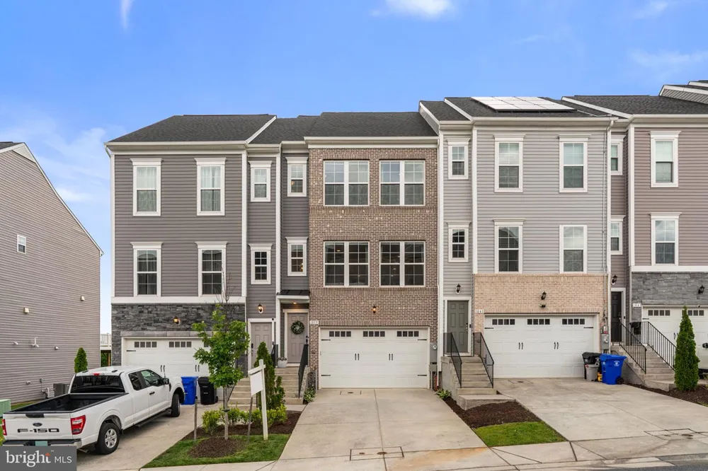 1039 HIGH POINT TRL Laurel, MD 20707