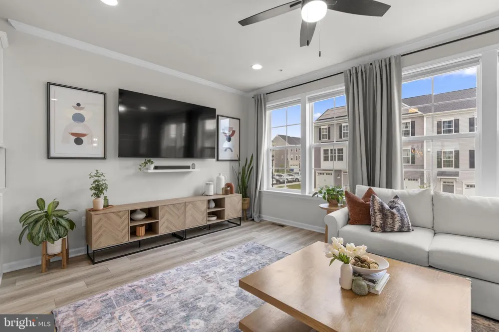 1039 HIGH POINT TRL Laurel, MD 20707