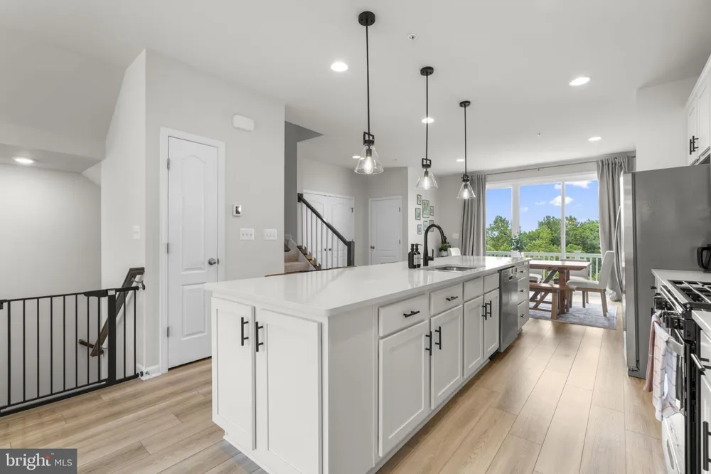 1039 HIGH POINT TRL Laurel, MD 20707