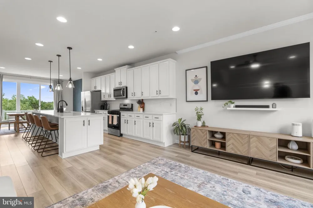 1039 HIGH POINT TRL Laurel, MD 20707