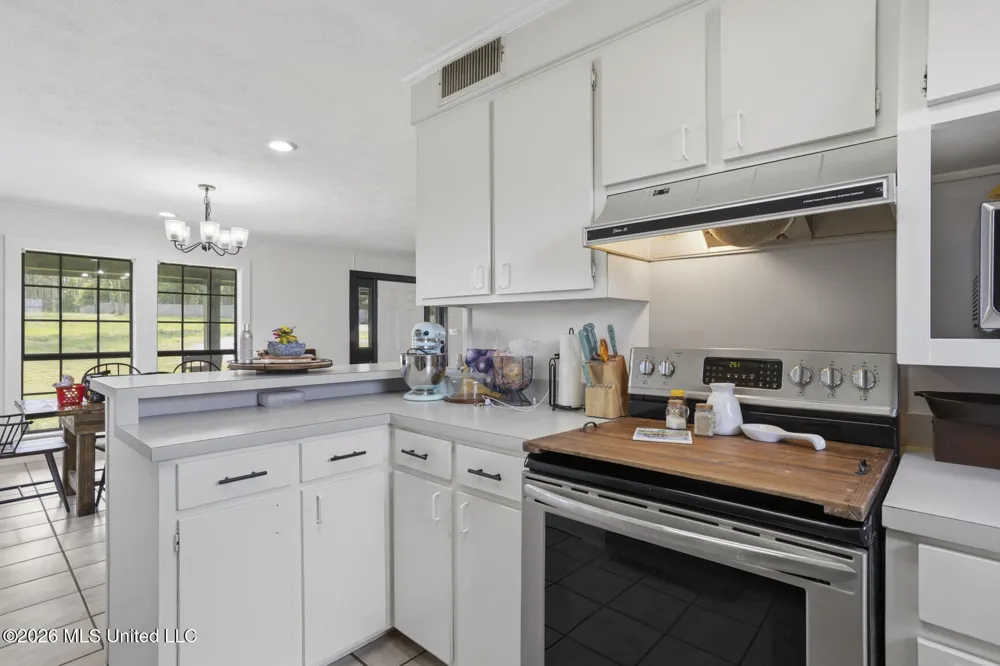 1177 Didlake Road Crystal Springs, MS 39059