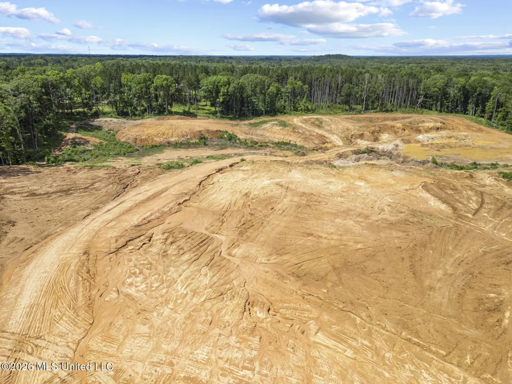 1177 Didlake Road Crystal Springs, MS 39059