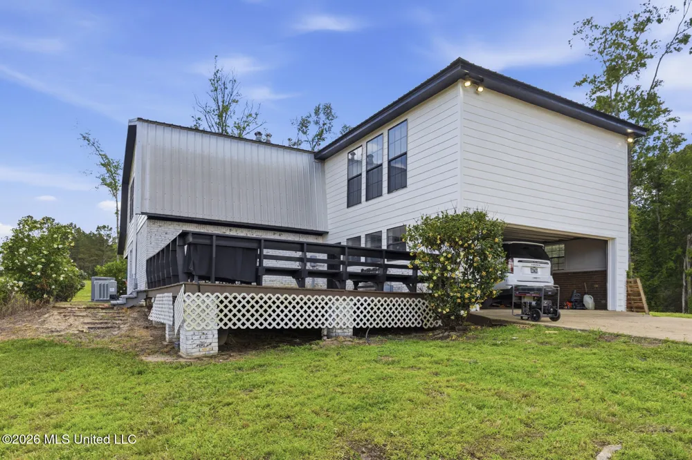 1177 Didlake Road Crystal Springs, MS 39059