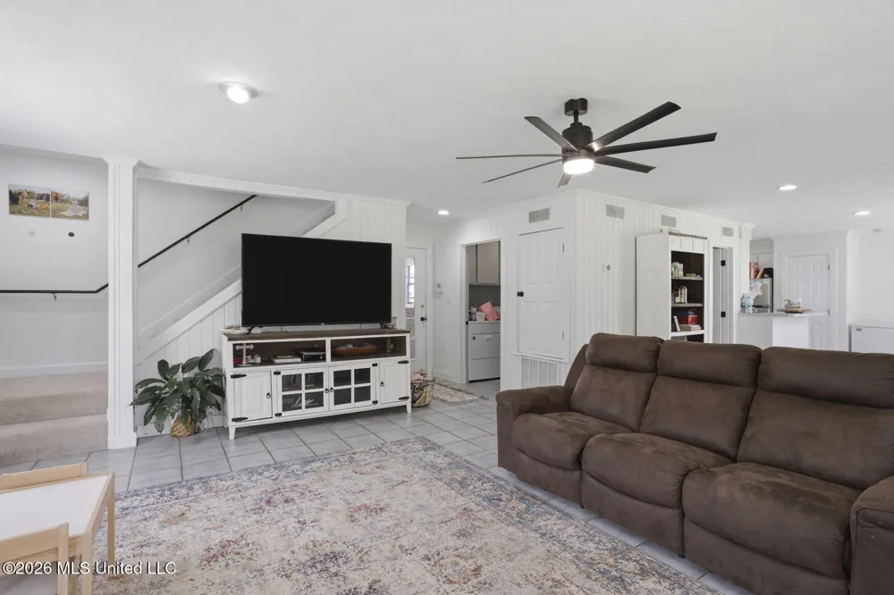 1177 Didlake Road Crystal Springs, MS 39059