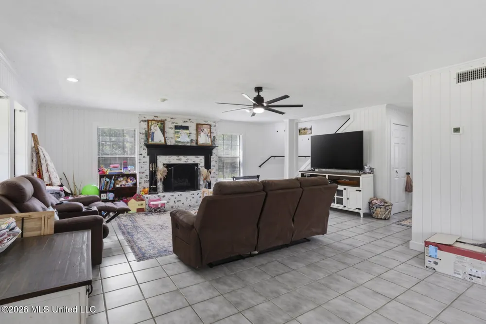 1177 Didlake Road Crystal Springs, MS 39059
