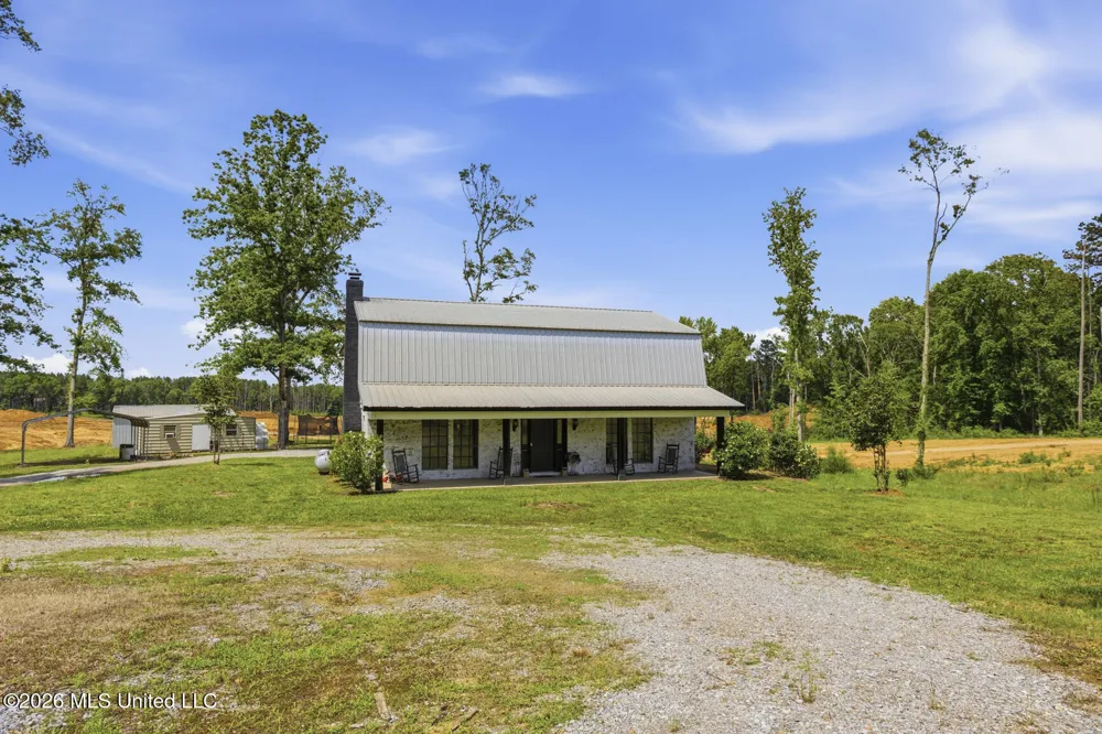 1177 Didlake Road Crystal Springs, MS 39059