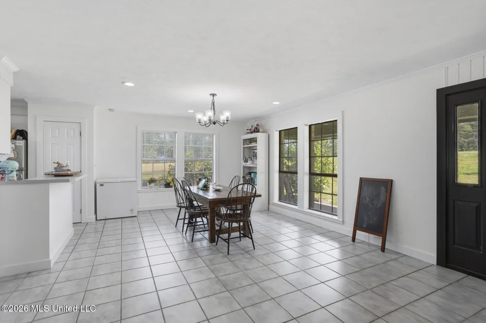 1177 Didlake Road Crystal Springs, MS 39059