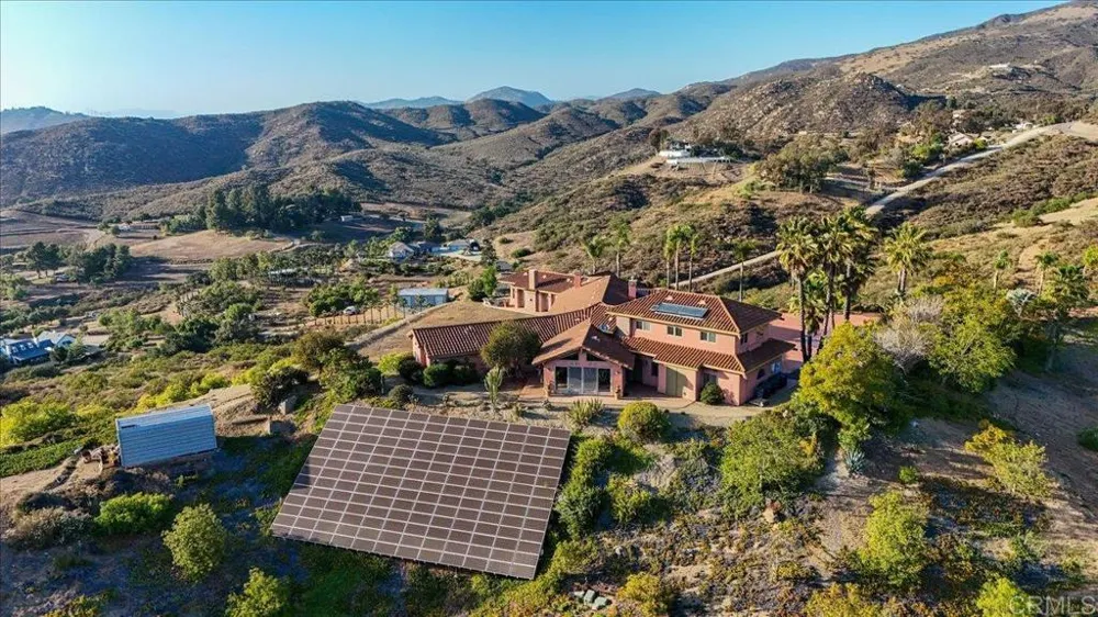 3592 Alta Loma Drive Jamul, CA 91935