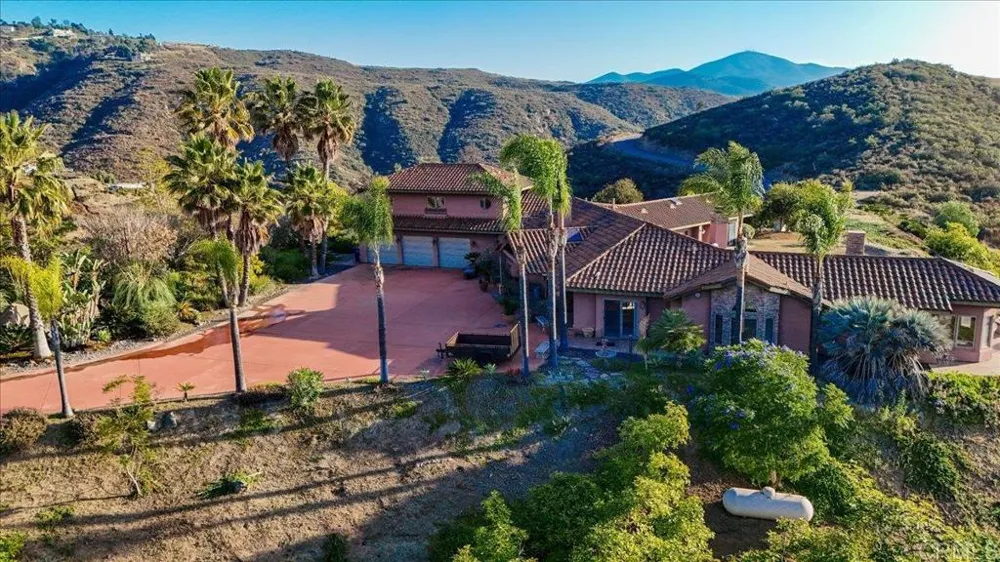 3592 Alta Loma Drive Jamul, CA 91935
