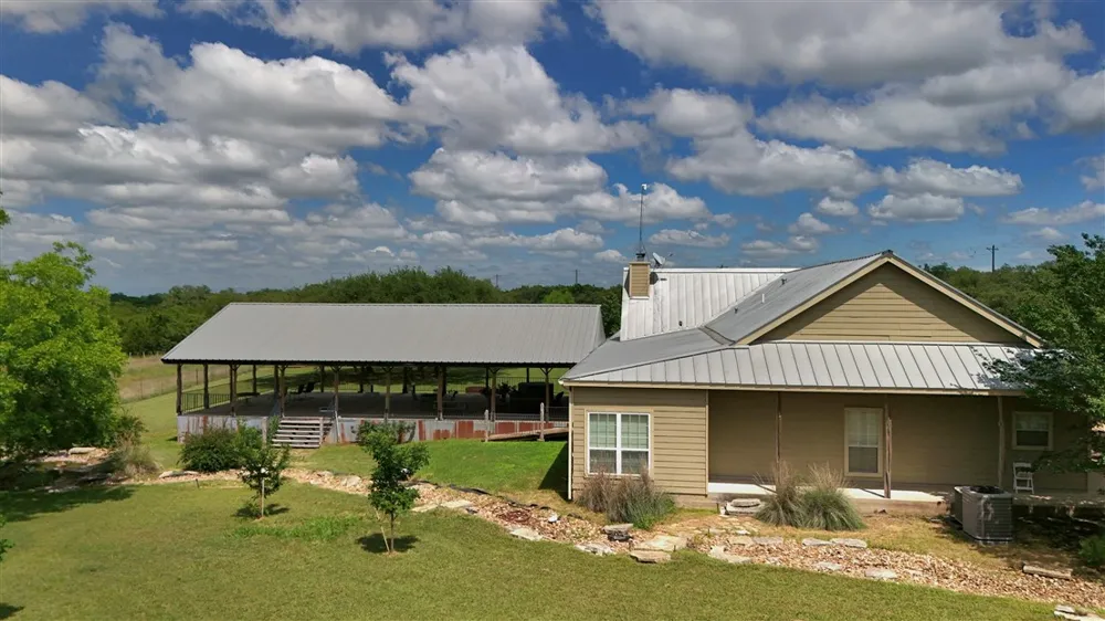 3227 Farm to Market 1174 Bertram, TX 78605