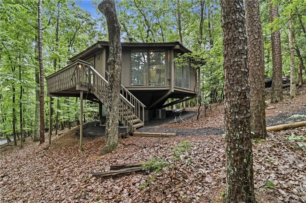 161 Treetopper Circle Big Canoe, GA 30143