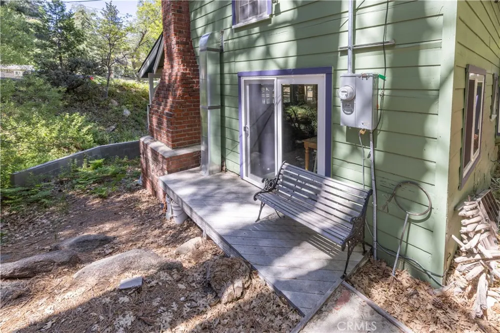 32232 Fern Running Springs, CA 92382