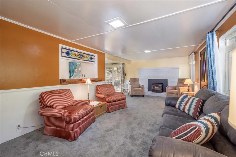 32232 Fern Running Springs, CA 92382