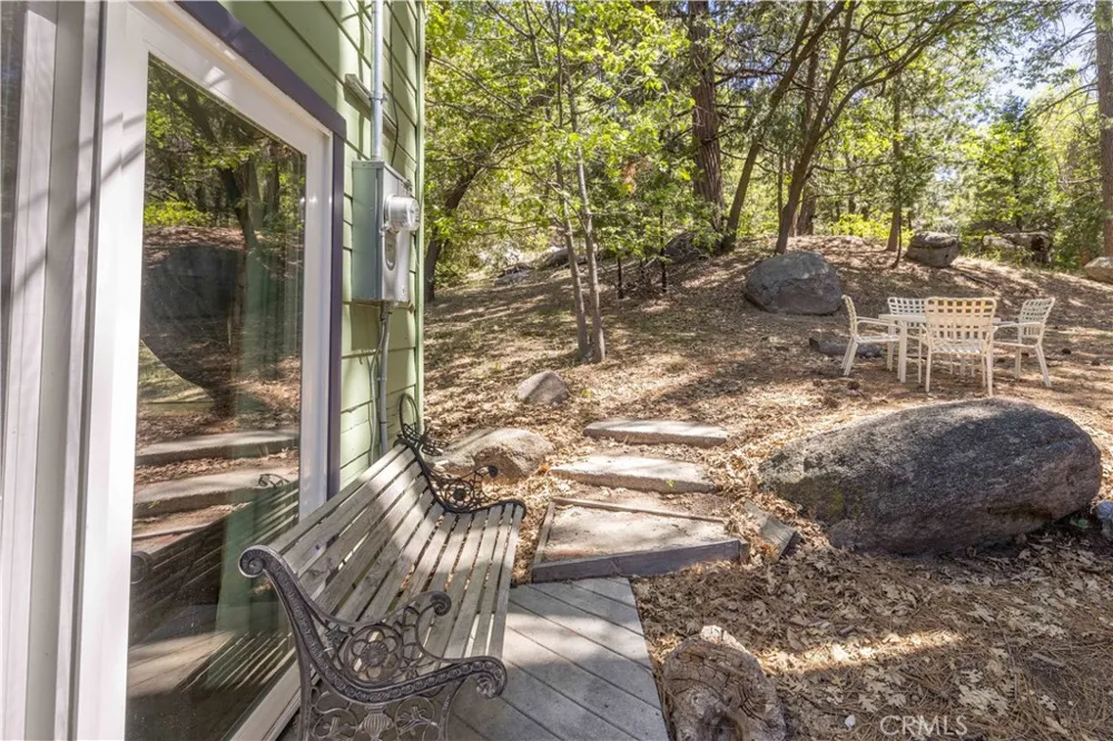 32232 Fern Running Springs, CA 92382