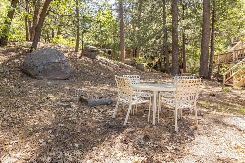 32232 Fern Running Springs, CA 92382