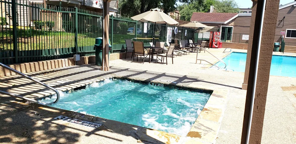 2300 Balsam Drive #G102 Arlington, TX 76006