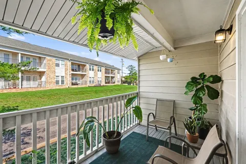 207 Churchill Xing