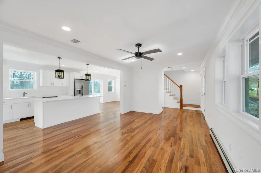 508 Starlight Drive Shirley, NY 11967