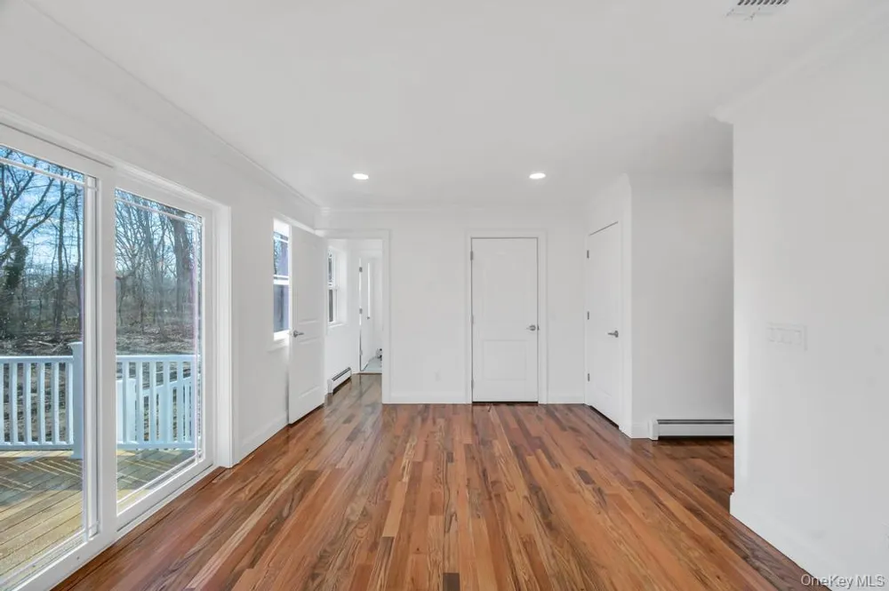 508 Starlight Drive Shirley, NY 11967