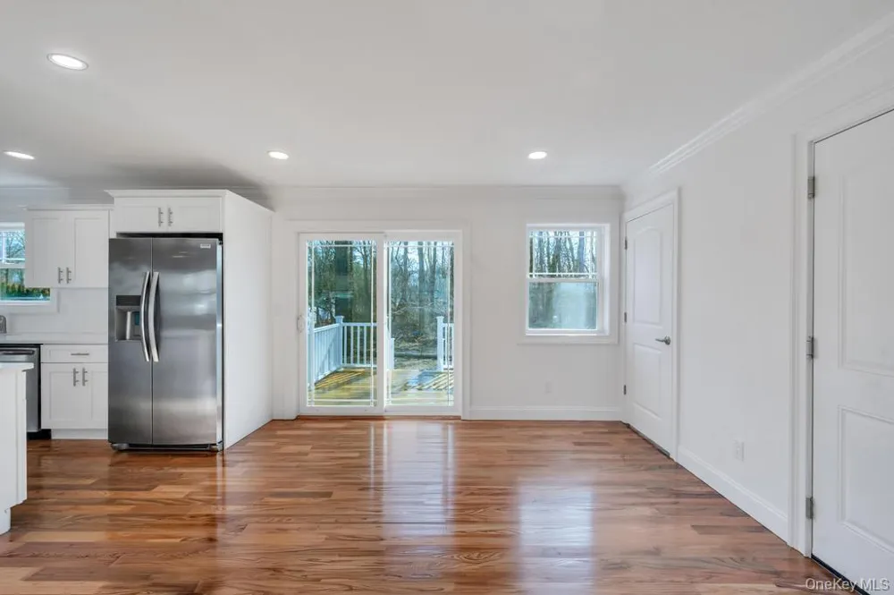 508 Starlight Drive Shirley, NY 11967