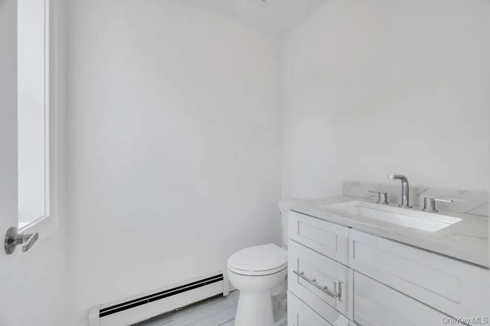 508 Starlight Drive Shirley, NY 11967