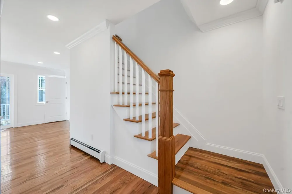 508 Starlight Drive Shirley, NY 11967