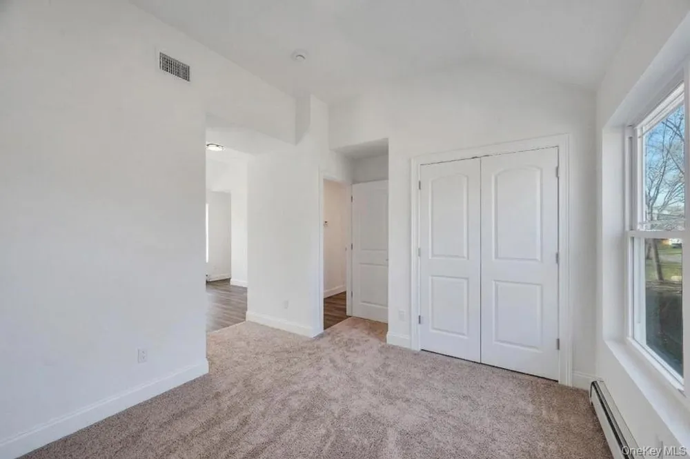 508 Starlight Drive Shirley, NY 11967