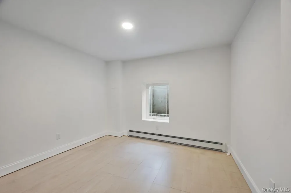 508 Starlight Drive Shirley, NY 11967
