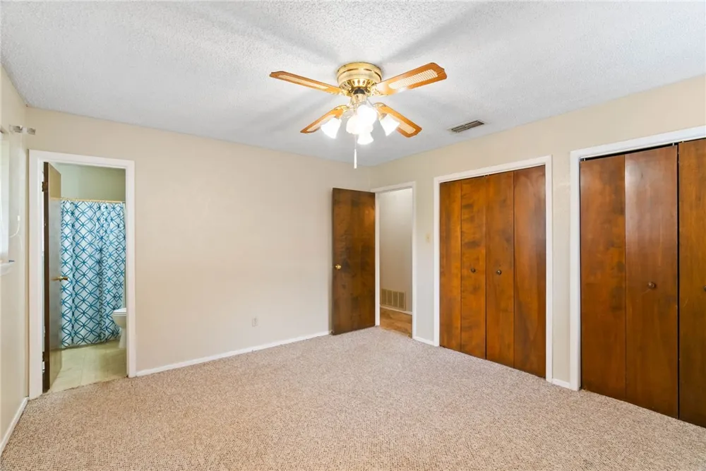 10702 Glenwood Street Corpus Christi, TX 78410