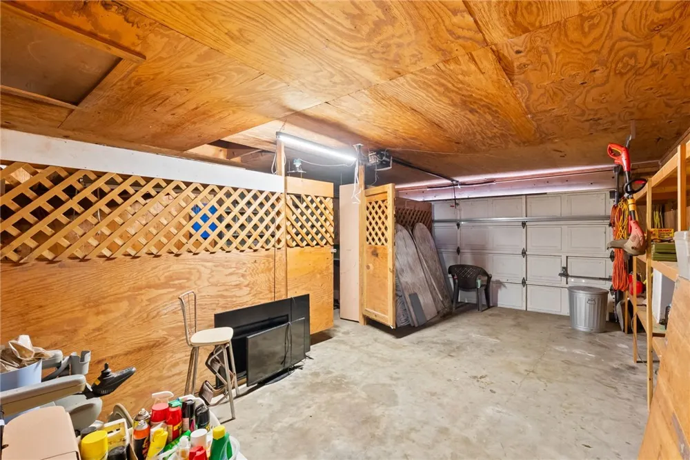 10702 Glenwood Street Corpus Christi, TX 78410