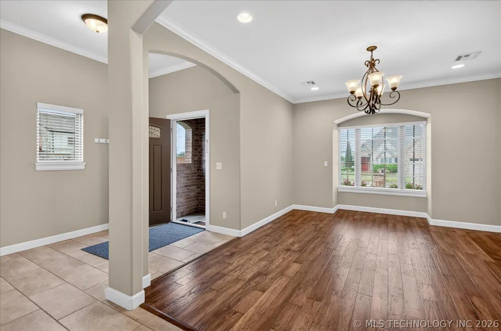 6422 Foxtail Park Drive Bartlesville, OK 74006