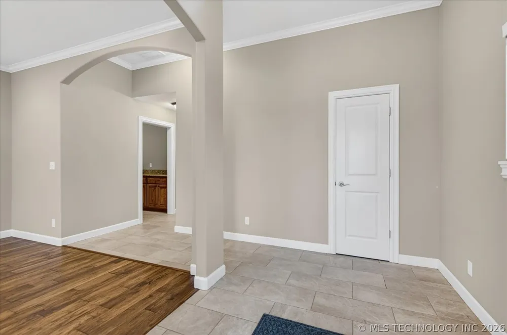 6422 Foxtail Park Drive Bartlesville, OK 74006