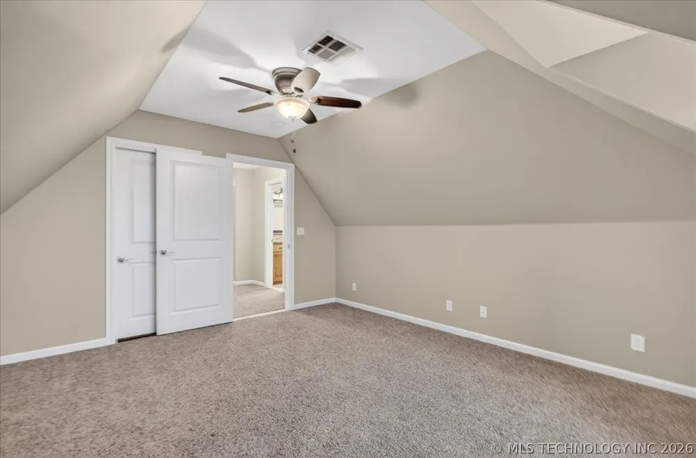 6422 Foxtail Park Drive Bartlesville, OK 74006