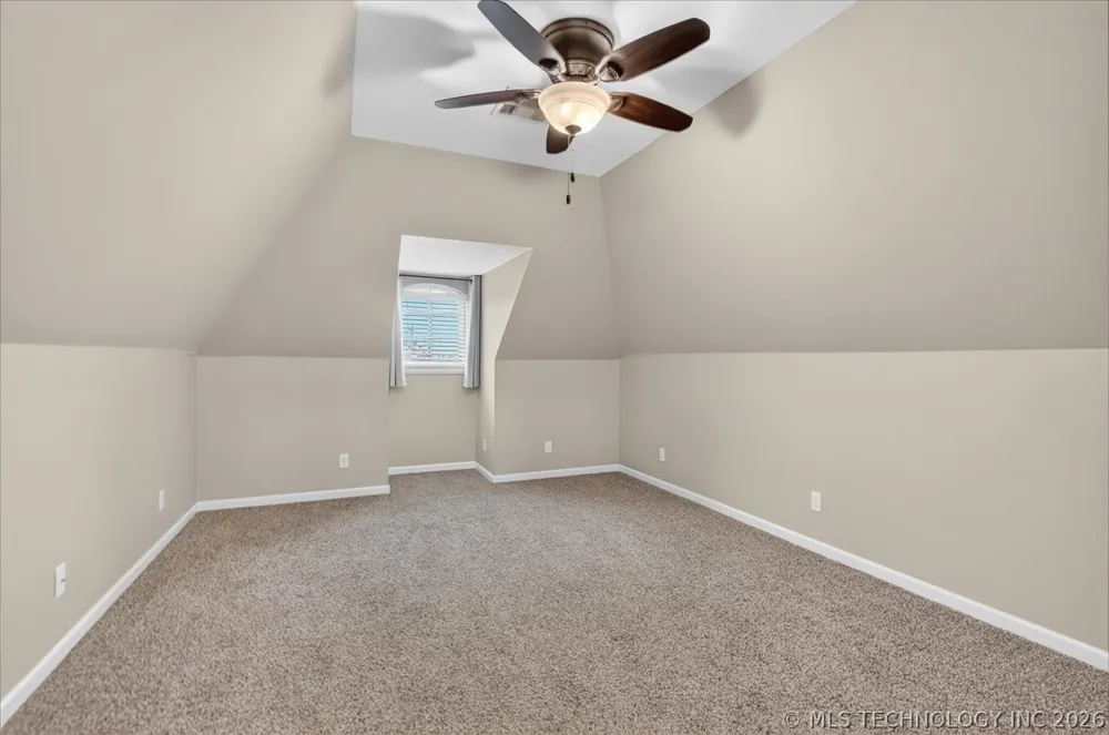6422 Foxtail Park Drive Bartlesville, OK 74006