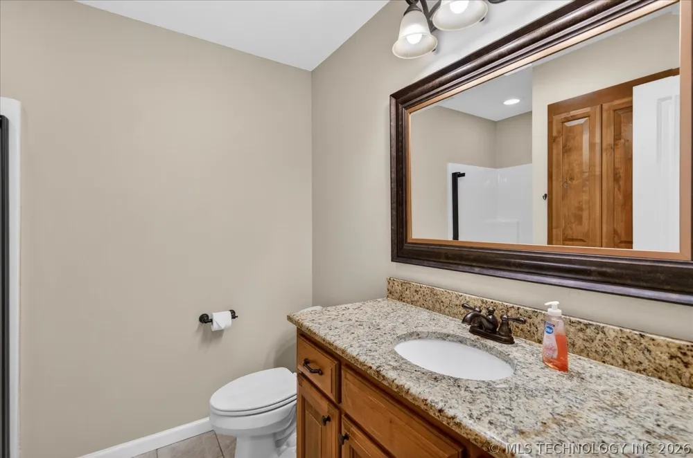 6422 Foxtail Park Drive Bartlesville, OK 74006