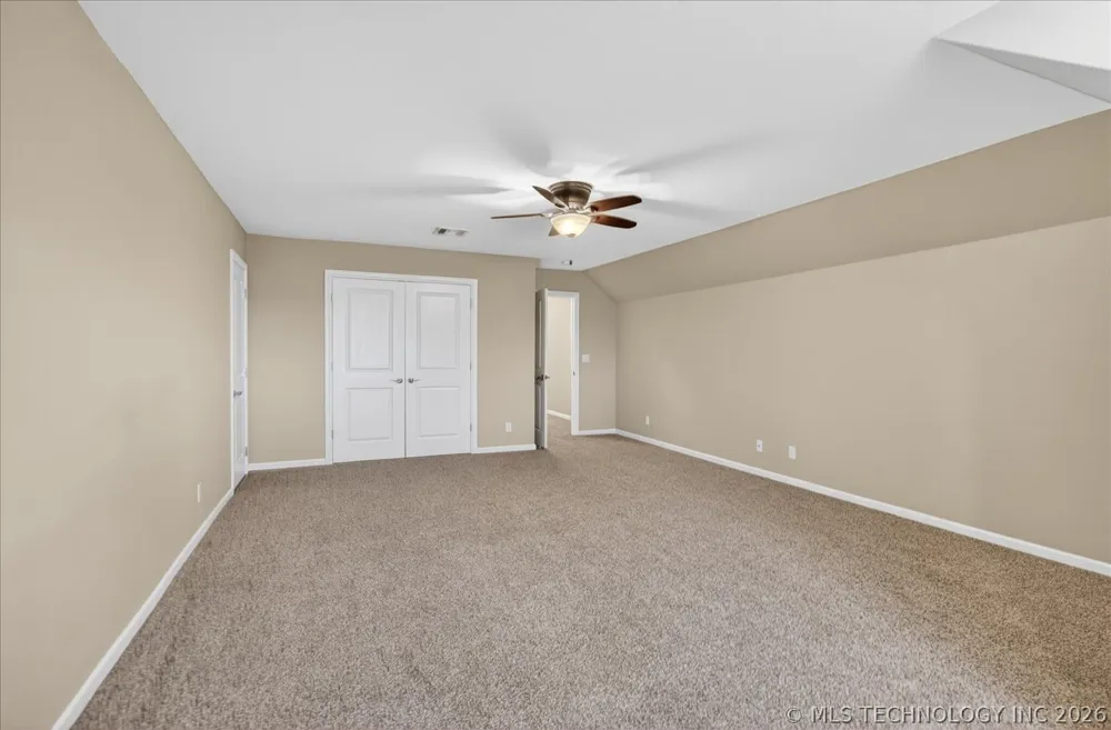 6422 Foxtail Park Drive Bartlesville, OK 74006
