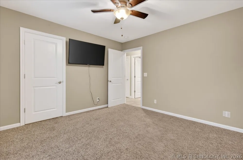 6422 Foxtail Park Drive Bartlesville, OK 74006