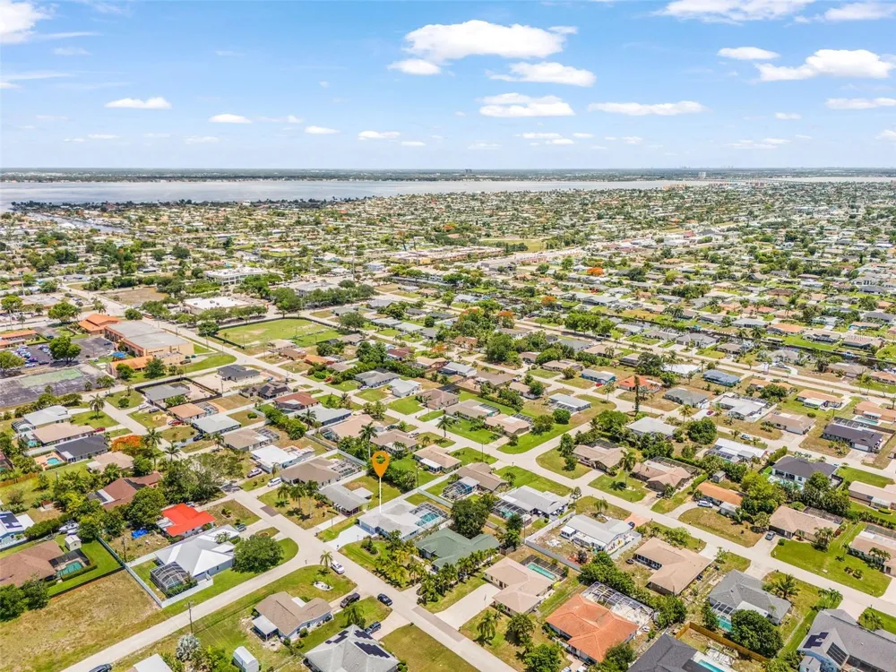 1320 SE 26TH TERRACE Cape Coral, FL 33904