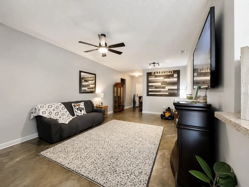 1012 SW 242ND TERRACE Newberry, FL 32669