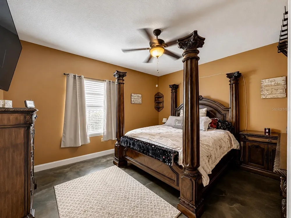 1012 SW 242ND TERRACE Newberry, FL 32669